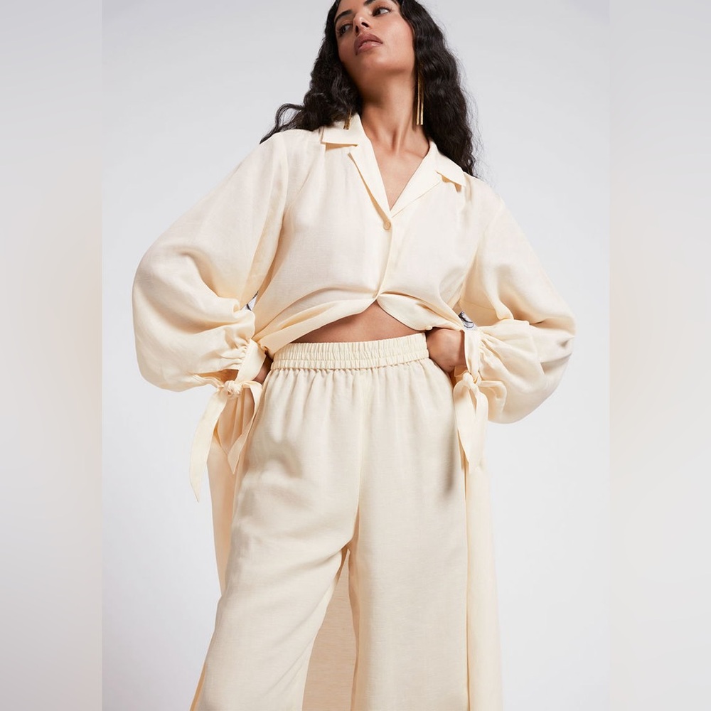 & Other Stories Relaxed Pull-On Linen Trousers - Picture 7 of 10